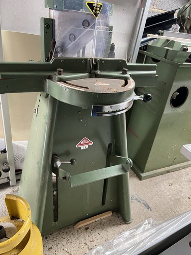 Morso mitre guillotine foot
