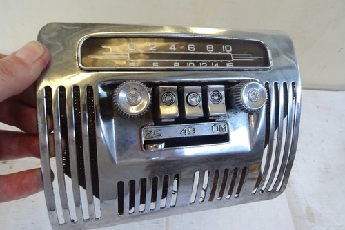Autovox car radio - , vintage