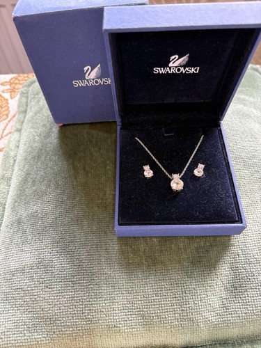 Swarovski brilliance pendant - "brilliance",