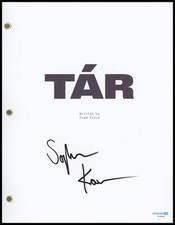 Sophie Kauer "Tar" Cellist