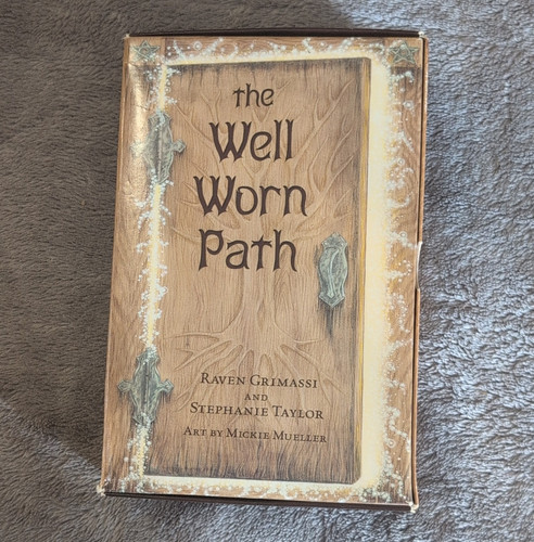 Llewellyn well worn path tarot - well,