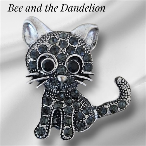 Silver tone black crystal cat - tone,