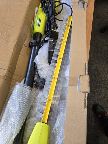 Electric long reach pole hedge - long,