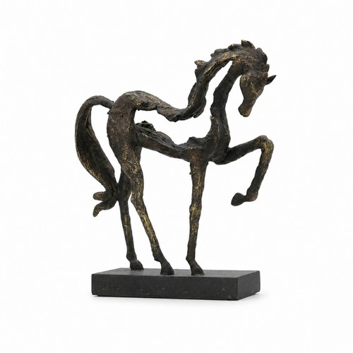 Horse sculpture with base - with,