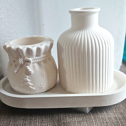White ceramic ribbed - ribbed, textured