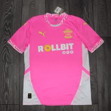 BNWT SOUTHAMPTON FOOTBALL