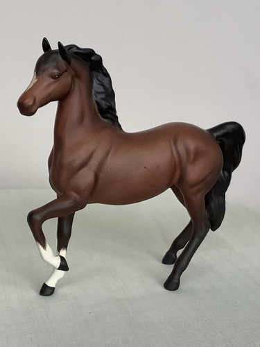 Beswick prancing arab horse - prancing,