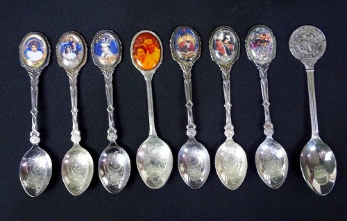 Job lot vintage souvenir - job,