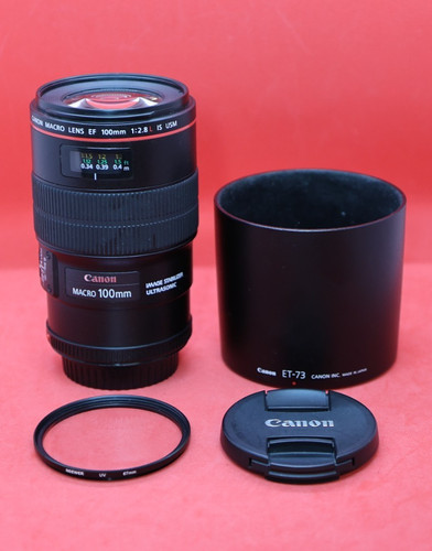 Canon 100mm macro is - f2.8l,