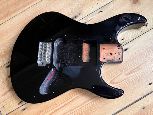Yamaha pacifica 012 electric - yamaha,