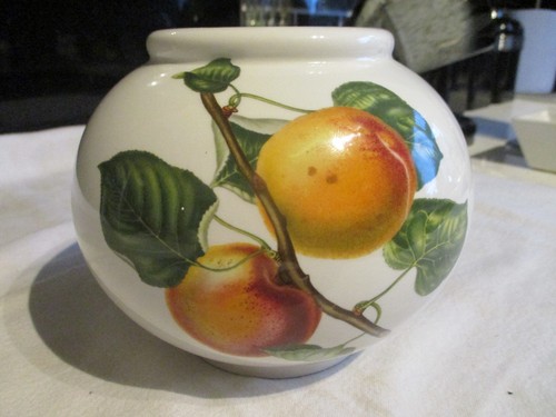 Portmeirion pomona globe vase - portmeirion,