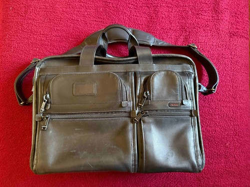 Tumi real leather expandable - leather,