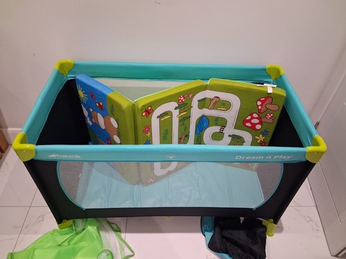 Hauck dream play travel cot - n,