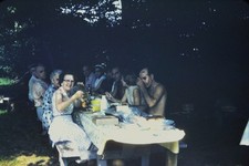 RED BORDER SLIDE People dining