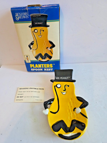 Vintage peanut planters - mr,