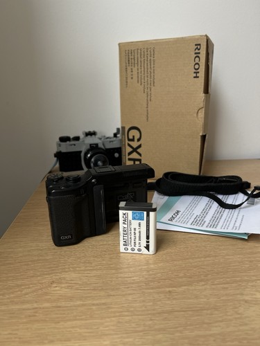 Ricoh gxr body compact digital - gxr,