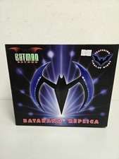 Batman Beyond Batarang (Blue with lights) Prop Replica Animated Series NECA MIB