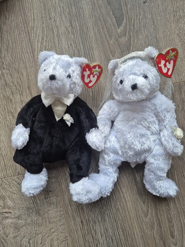 Beanie bride and groom - ty,