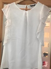 Ladies Pure White Frilly Sleeves Top I Size 10 