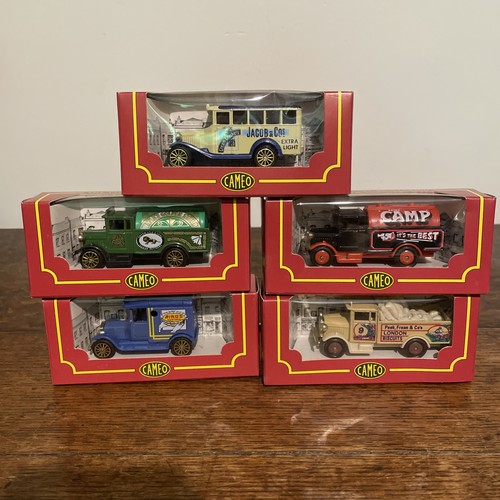 Cameo from corgi village - cameo,