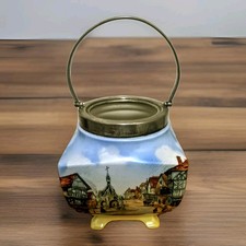 Lancaster & Sandland Ware Ye Olden Days Yeoman Silver Plate Biscuit Barrel C1955