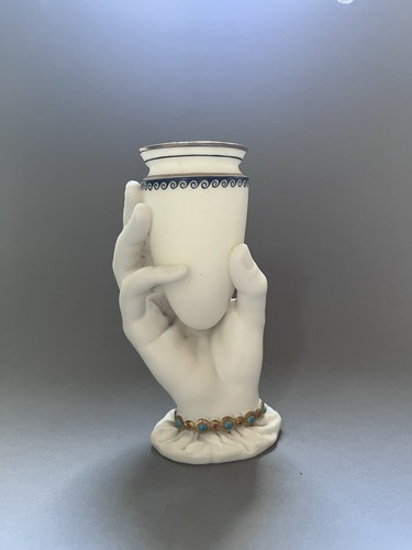 Royal worcester mrs hadley - mrs, hadley’s
