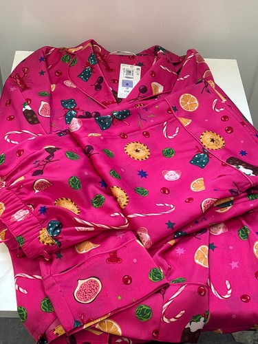 New marks spencer satin - &,