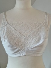 36C Amoena Mastectomy Bra Isabel White Non Wired