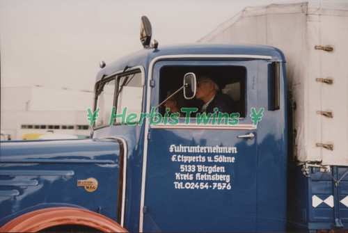 Original photo truck büssing - photo,