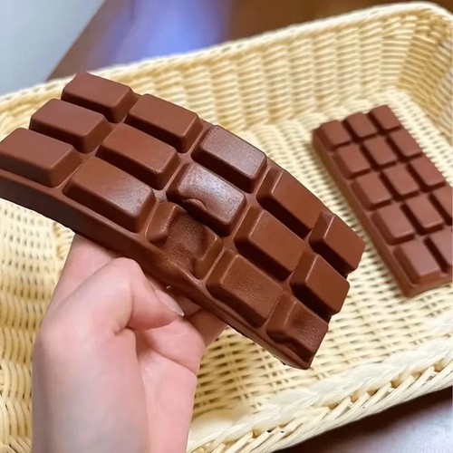 Realistic chocolate squeeze - realistic,