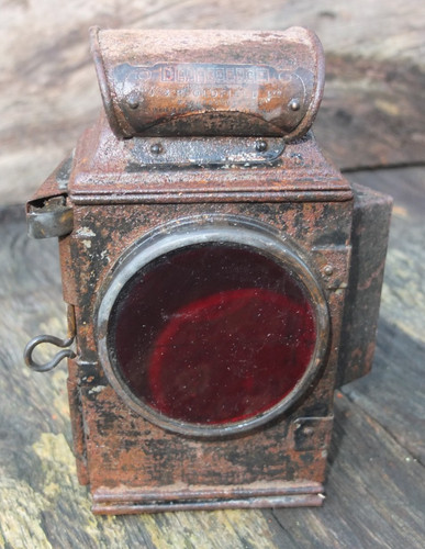Antique dependance lamp - antique,
