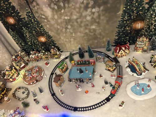 Lemax christmas village - ,