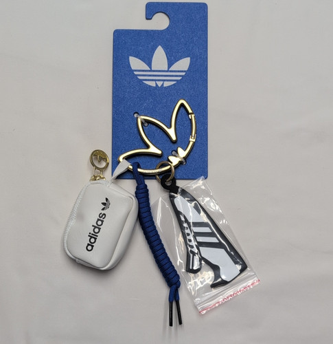 Nwt adidas trefoil carabiner - trefoil,,