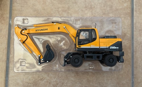 Hyundai wheeled excavator - hyundai,