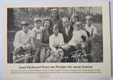 Family picture by Louis