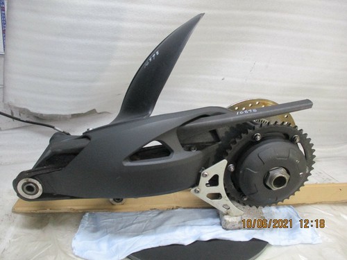 Triumph street triple 1050 abs - triumph,