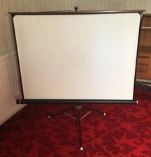 Vintage Portable Projector Screen with Retractable Stand