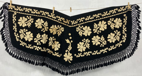 Vintage silk hand embroidered - vintage,