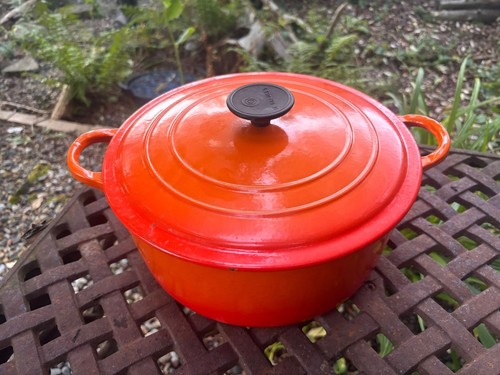 Vintage creuset volcanic - le,