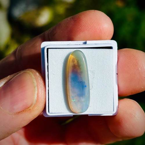Lightning ridge opal oval - opal,