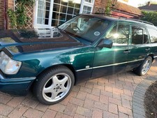 Mercedes Benz E220 auto estate car 1995