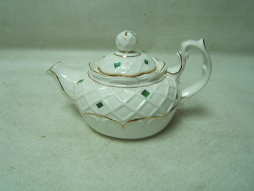 Vintage crown dorset cup - crown, 1