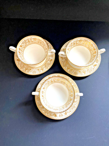 Wedgwood gold florentine x - florentine,
