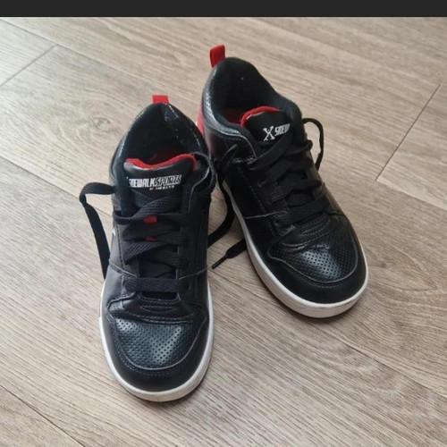 Heelys sidewalk sports skate - sports,