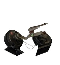 Twin Horn Assembly - Jaguar XJ