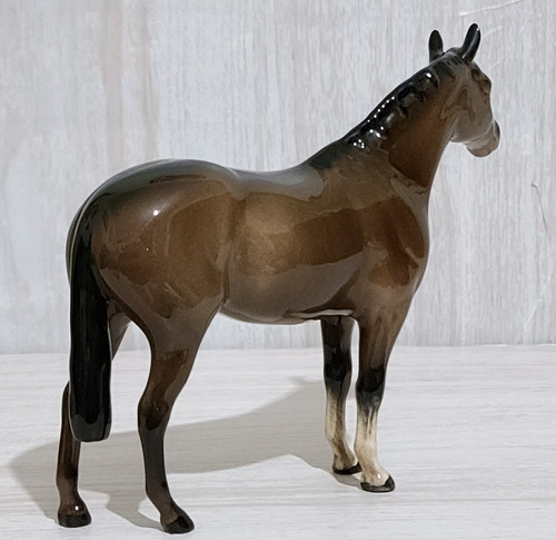 Beswick vintage small bay - beswick,
