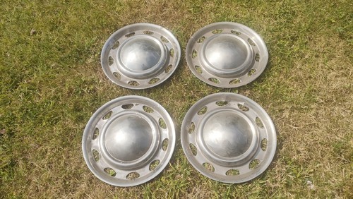 Genuine mini mk1 hub cap - mini,