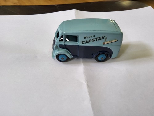 Dinky 465 morris commercial - morris,