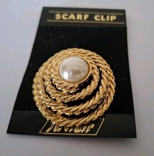 Vintage ST CLAIR Gold Tone