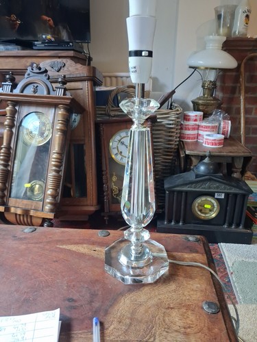 Absolutely stunning cut glass - cut,